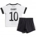 Tyskland Serge Gnabry #10 Hjemmedraktsett Barn VM 2022 Korte ermer (+ Korte bukser)